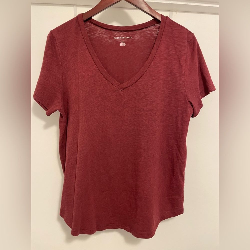 Maroon American Eagle T-Shirt